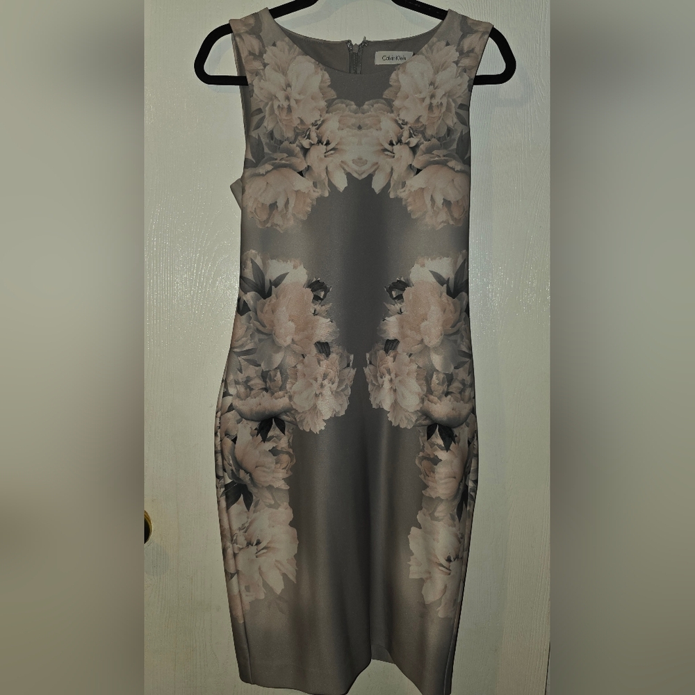 Women Grey And Cream Light Pink Floral Design Dress CALVIN KLEIN Dress